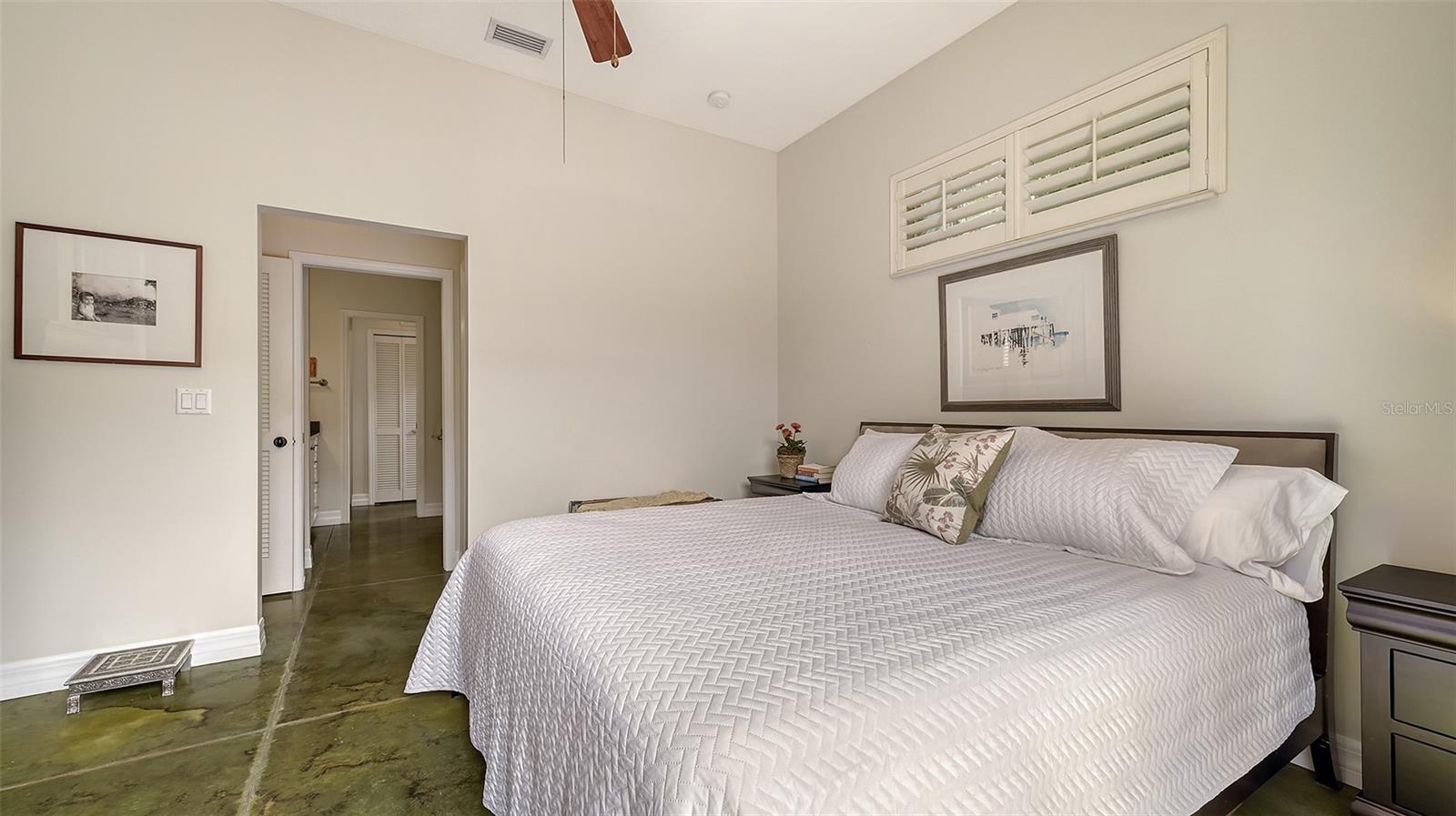 640 N OSPREY AVE, SARASOTA, FL, 34236