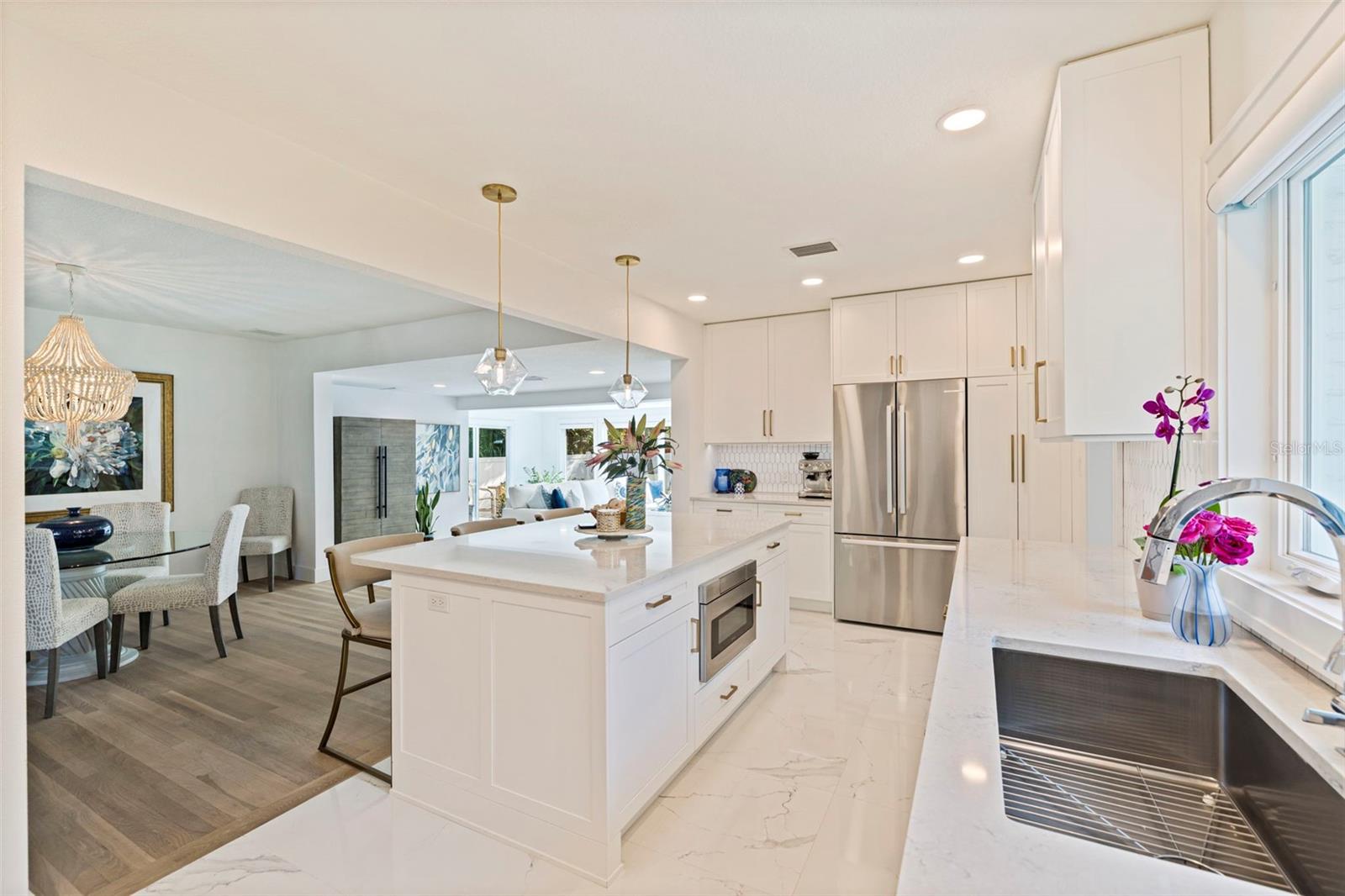 176 25TH AVE N, ST PETERSBURG, FL, 33704