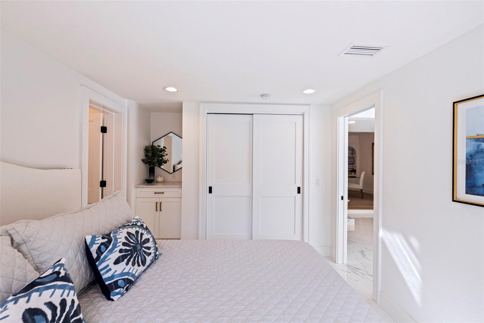 176 25TH AVE N, ST PETERSBURG, FL, 33704