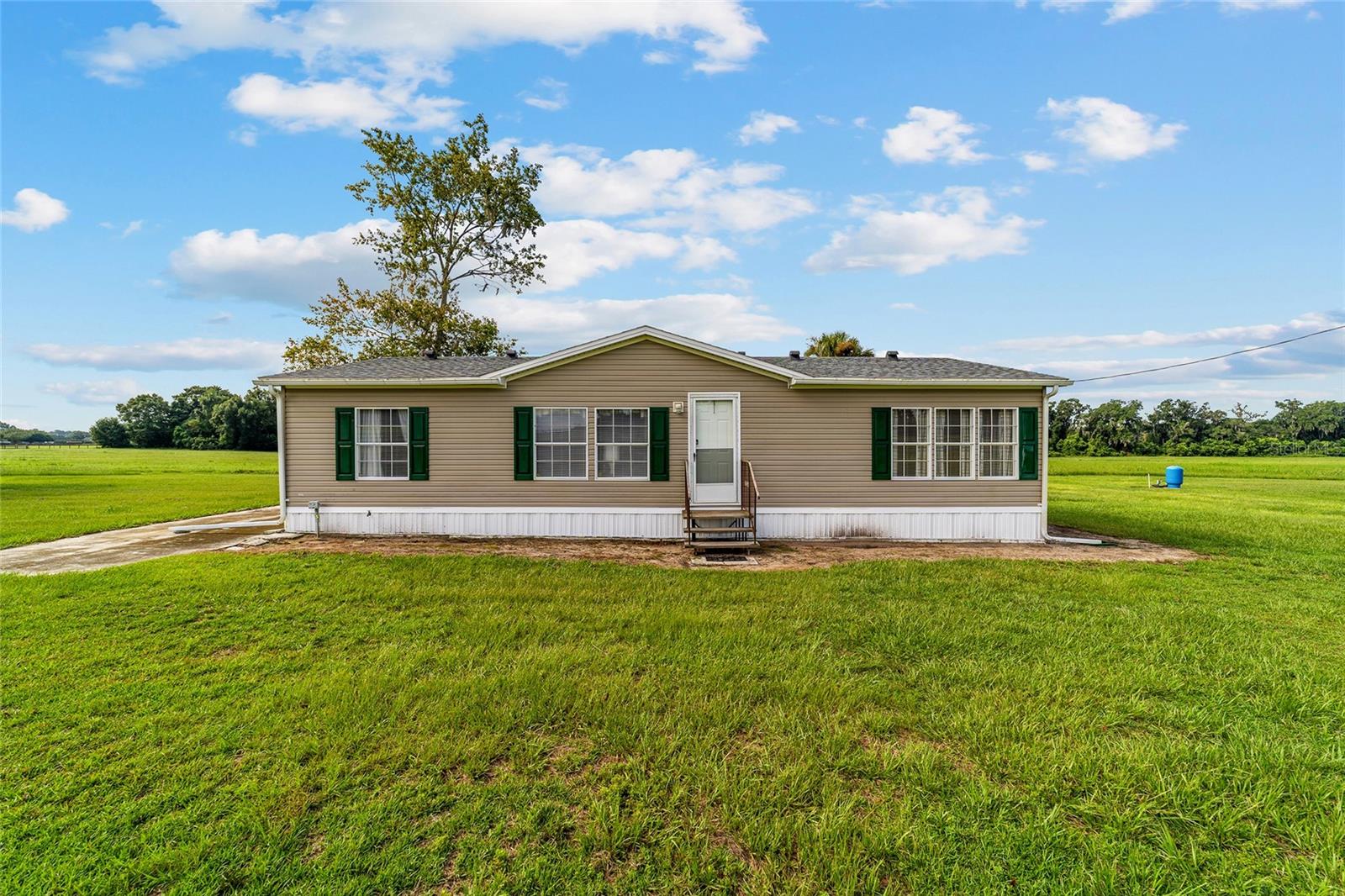 17176 N US HIGHWAY 441, REDDICK, FL, 32686