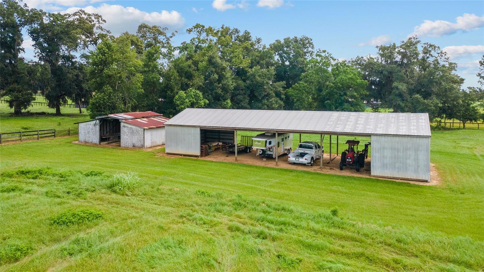 17176 N US HIGHWAY 441, REDDICK, FL, 32686