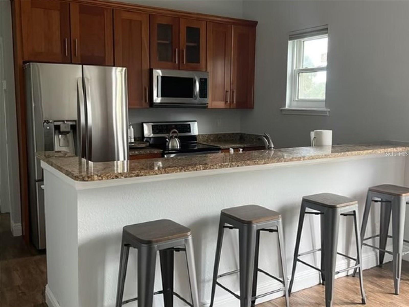 OM713645 Property Photo