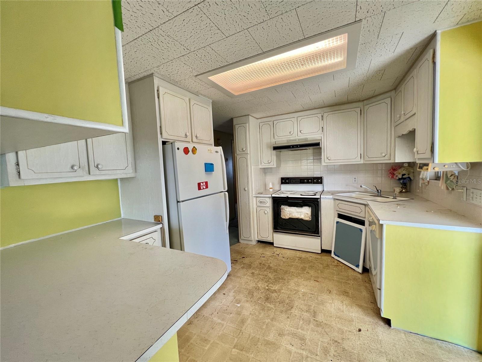 G5104619 Property Photo