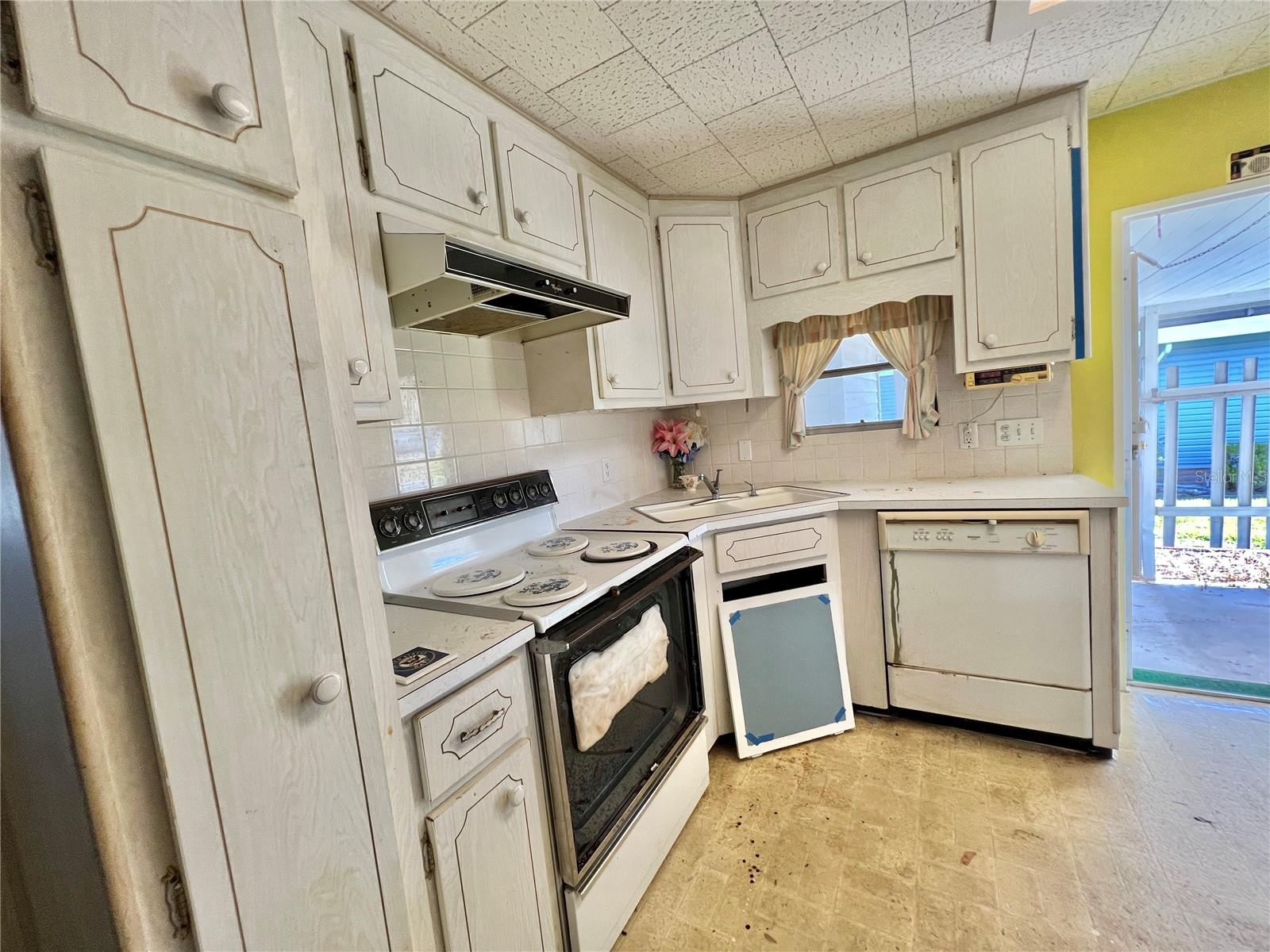 G5104619 Property Photo