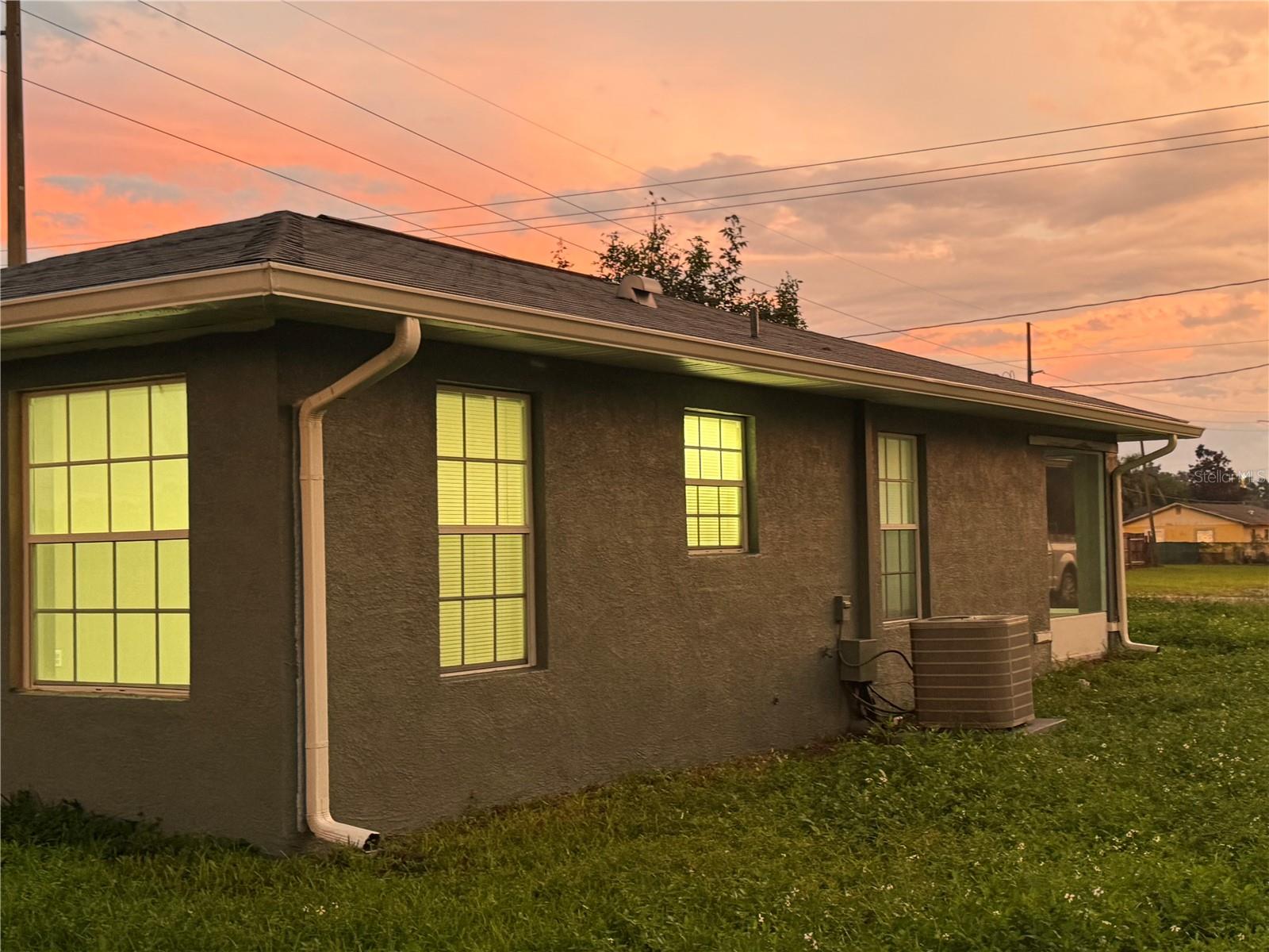 37209 LOCK ST, DADE CITY, FL, 33523