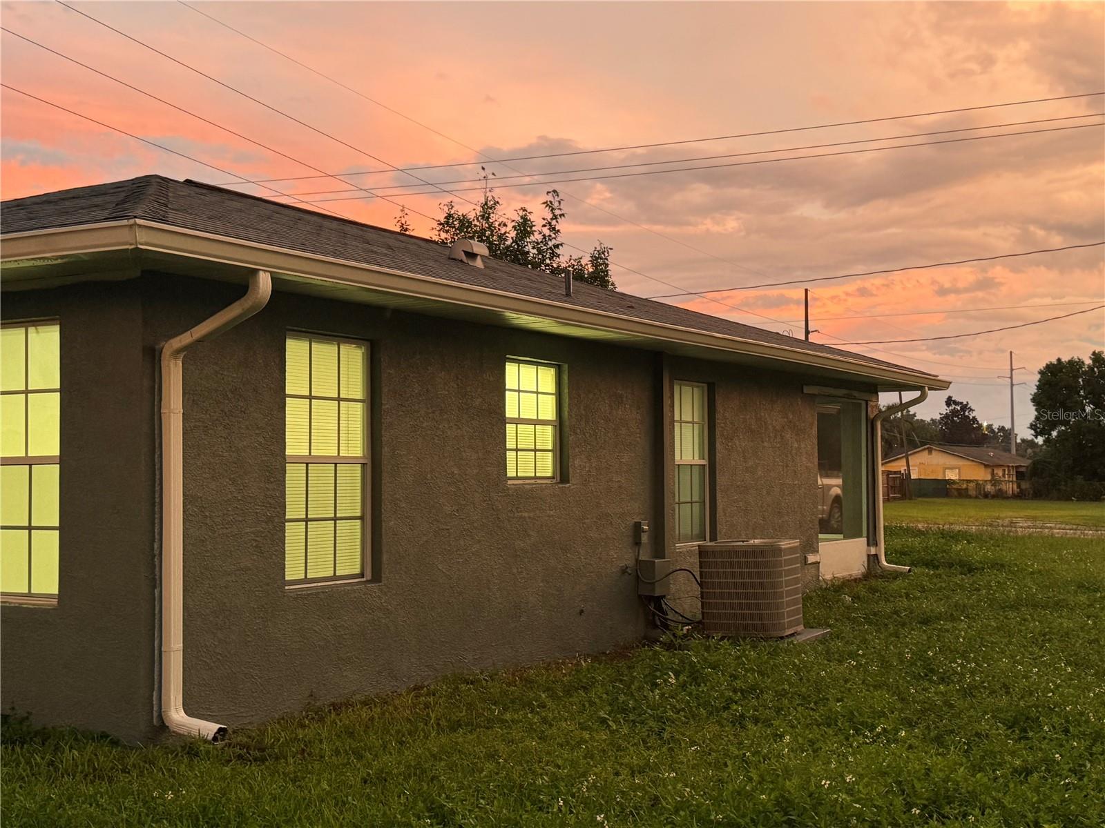 37209 LOCK ST, DADE CITY, FL, 33523