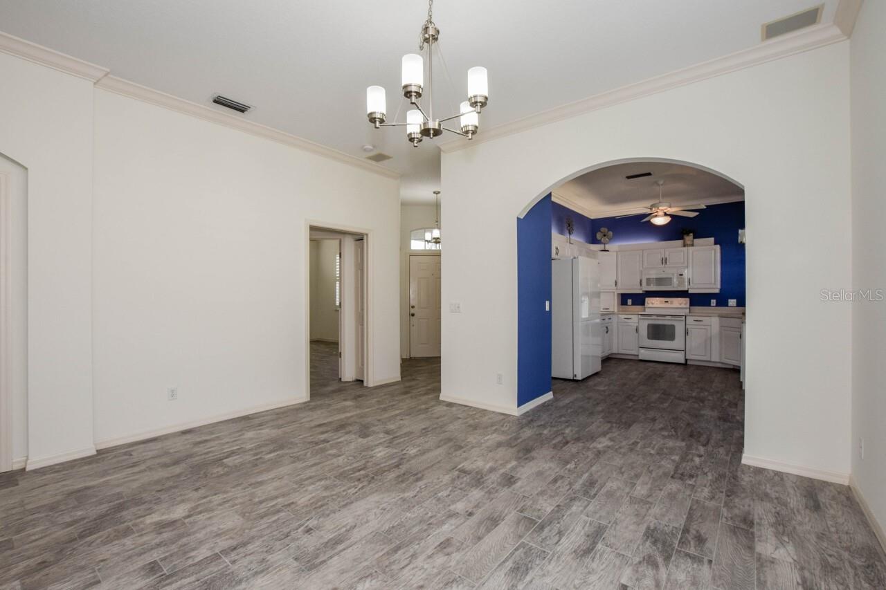 834 MONTROSE DR #9, VENICE, FL, 34293