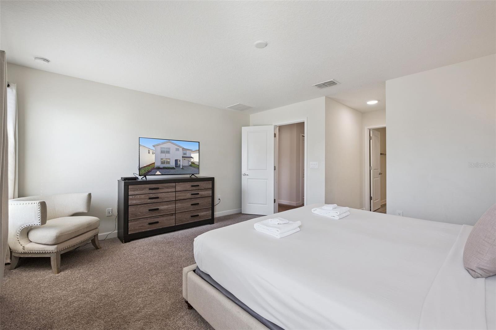 4730 SLEEPY HOLLOW DR, KISSIMMEE, FL, 34746