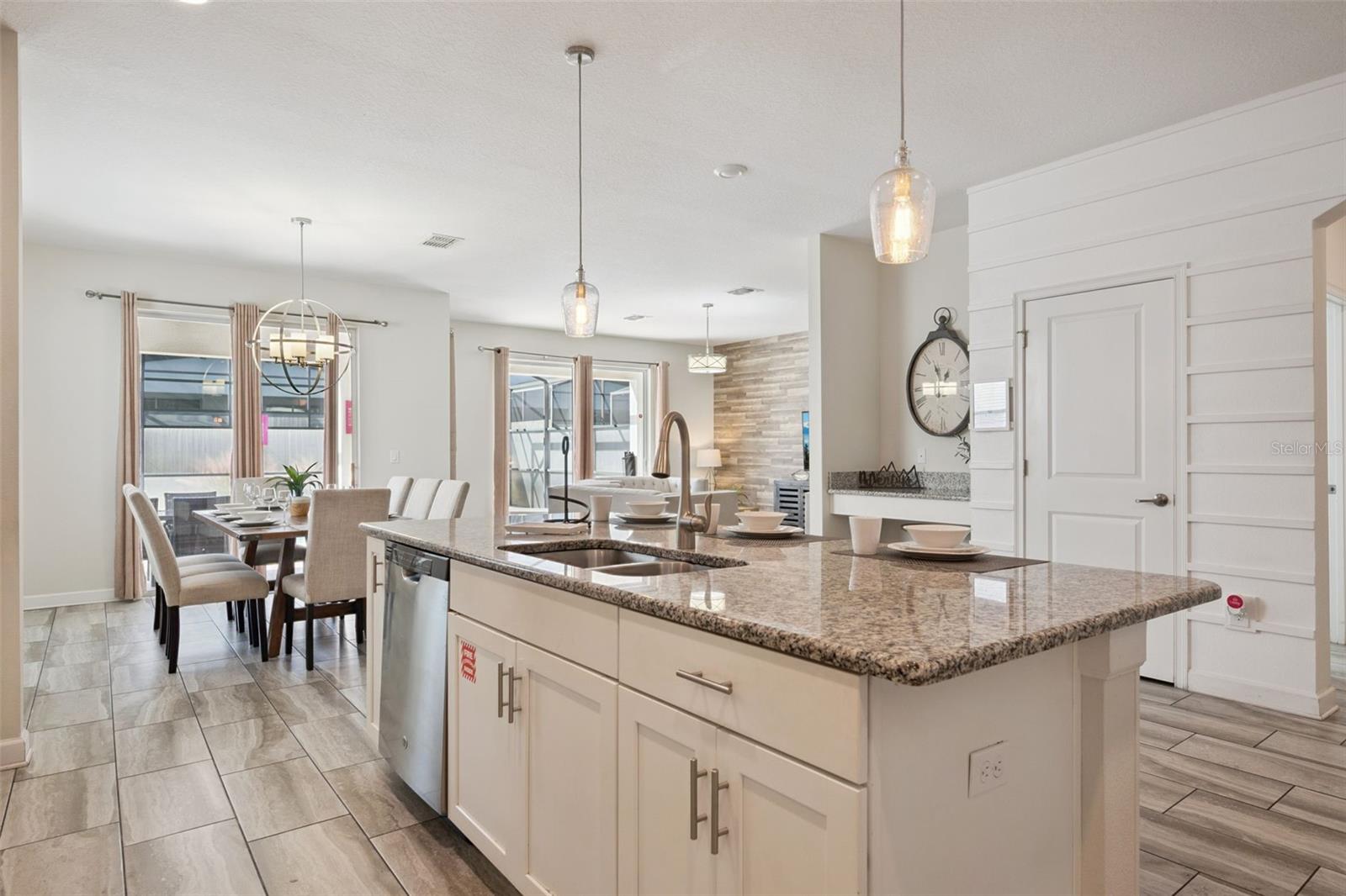 4730 SLEEPY HOLLOW DR, KISSIMMEE, FL, 34746