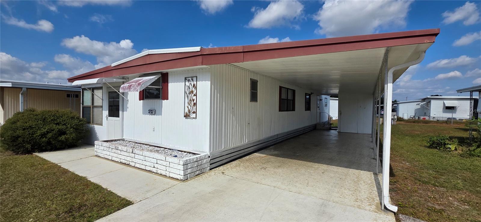 37137 LOIS AVE, ZEPHYRHILLS, FL, 33542