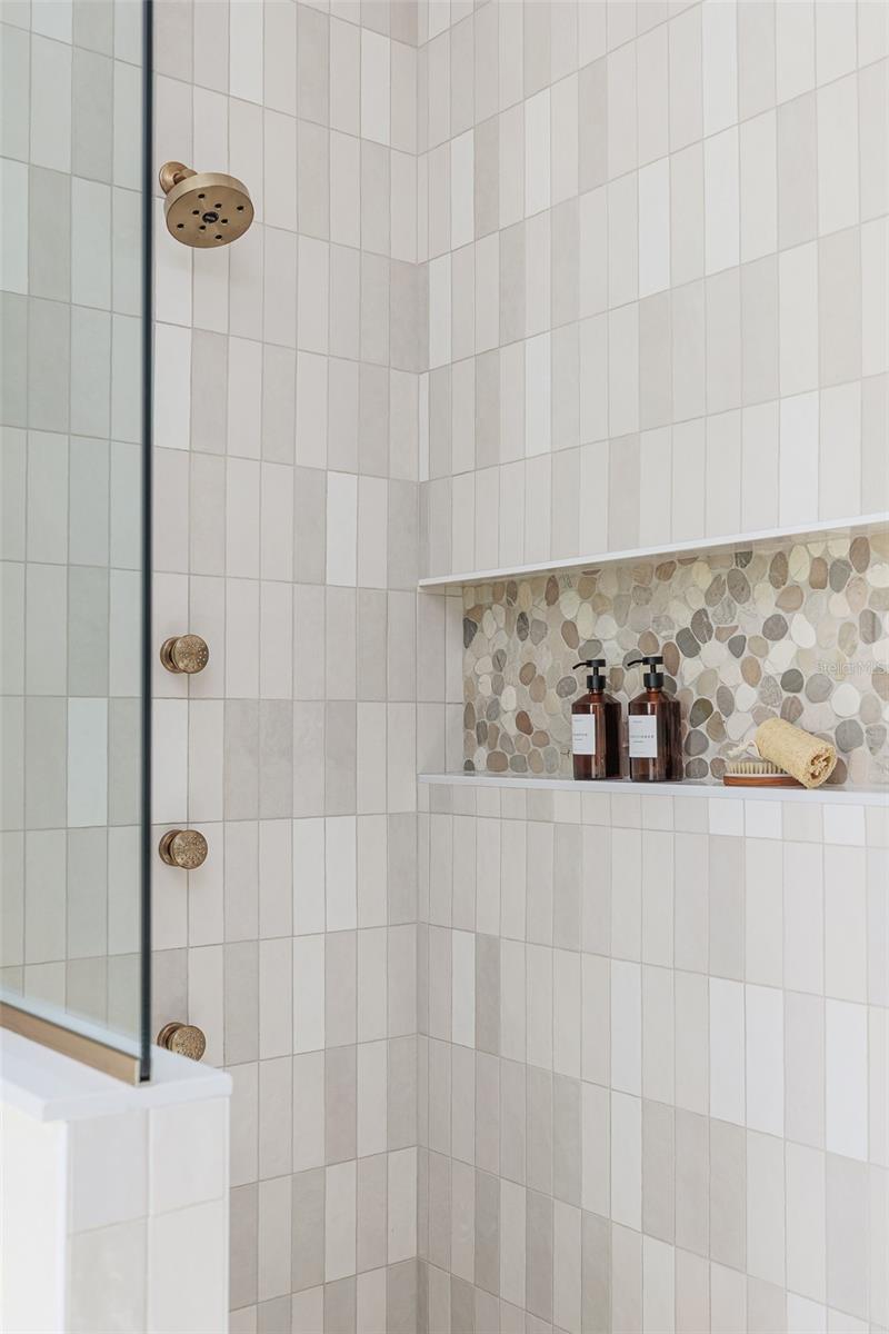 2611 BERKELEY AVE, LAKELAND, FL, 33803