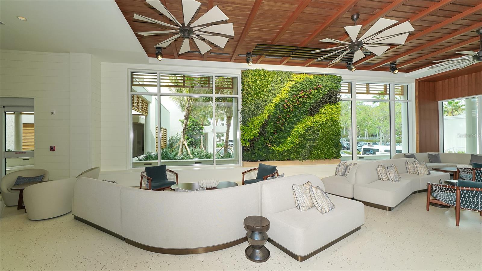 250 SANDS POINT RD #5101, LONGBOAT KEY, FL, 34228