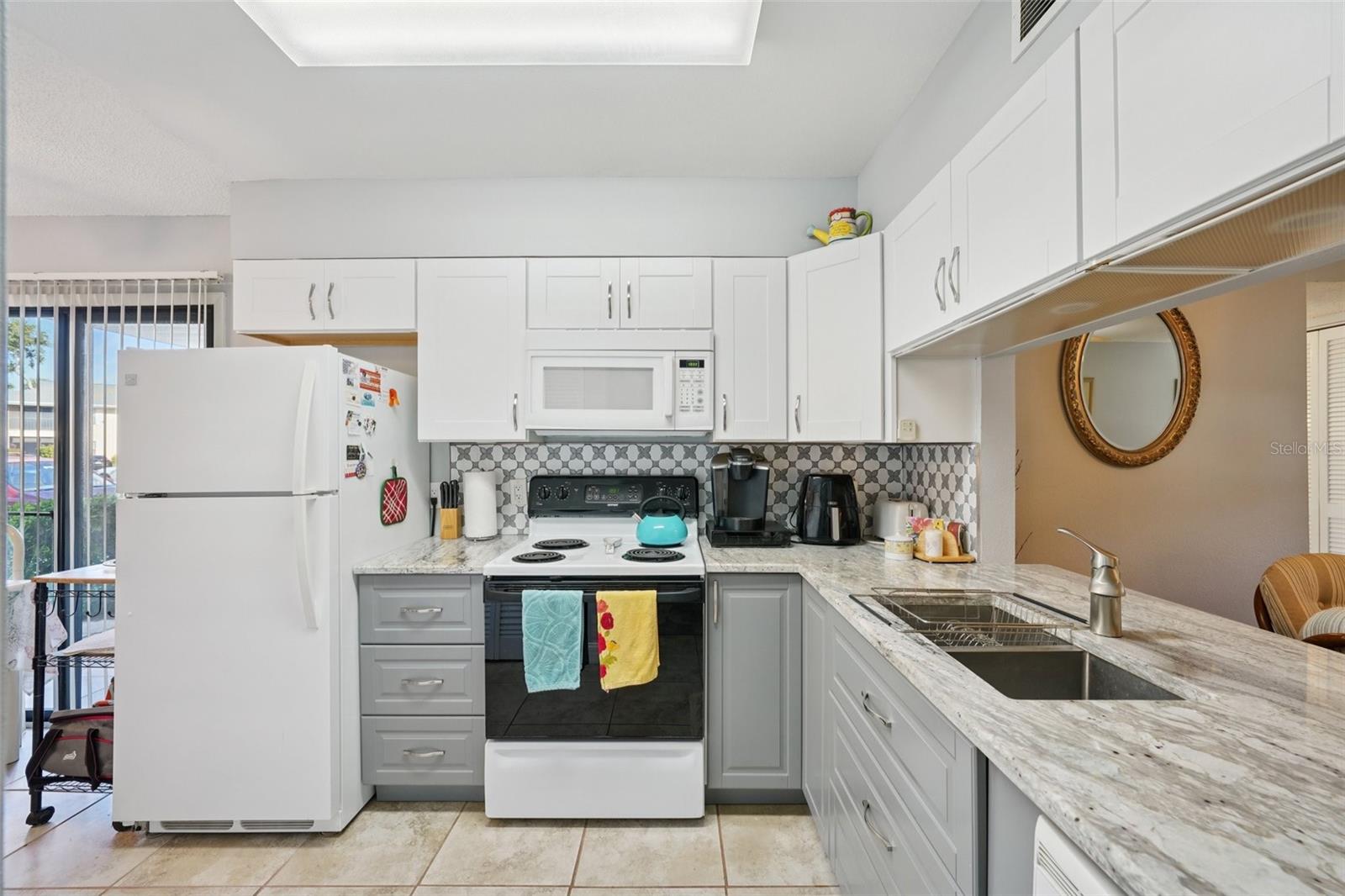 3001 58TH AVE S #203, ST PETERSBURG, FL, 33712