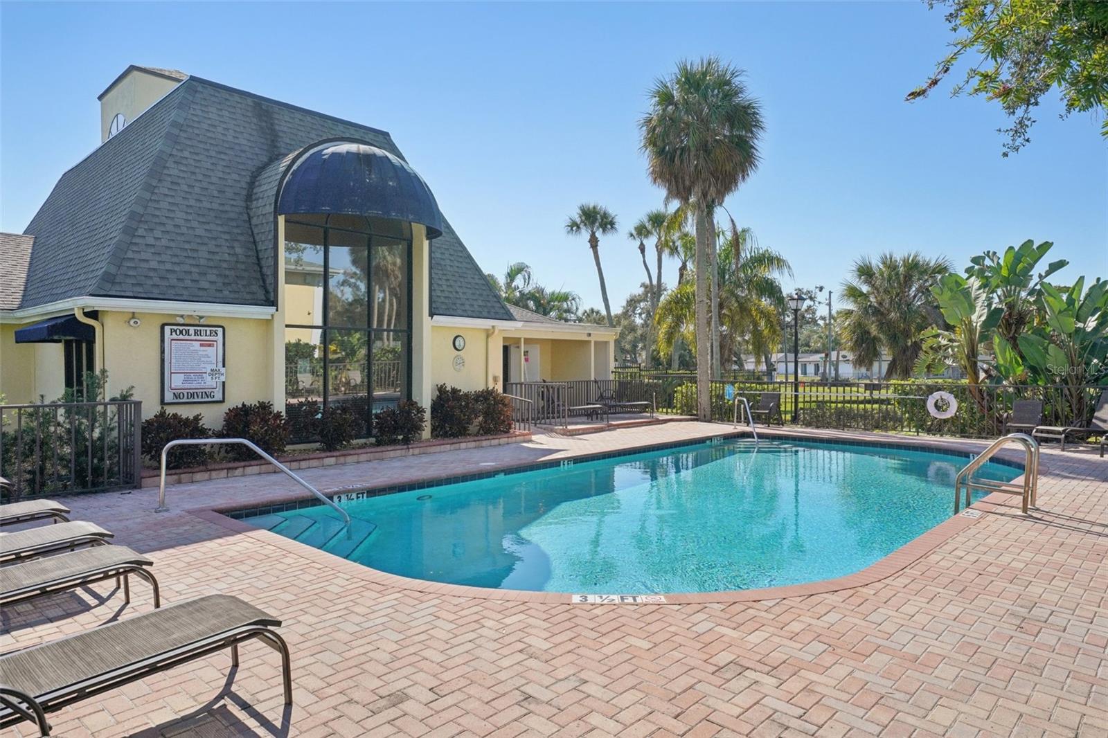 3001 58TH AVE S #203, ST PETERSBURG, FL, 33712