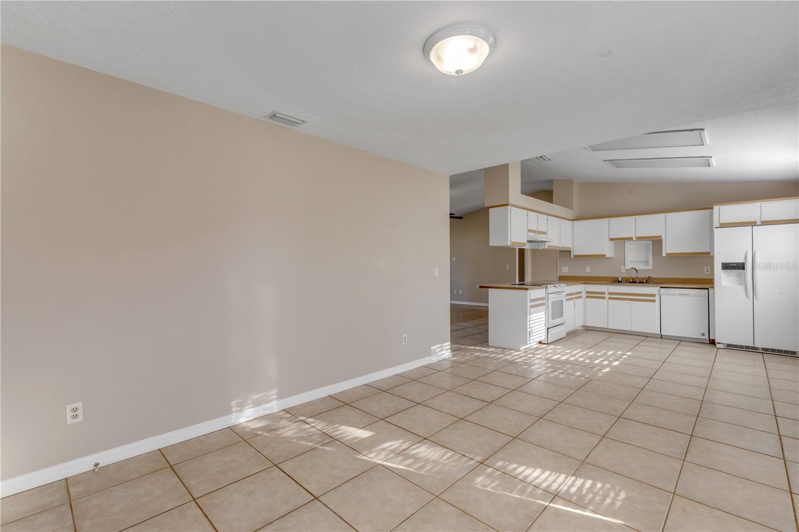 3415 TAMARIND DR, EDGEWATER, FL, 32141