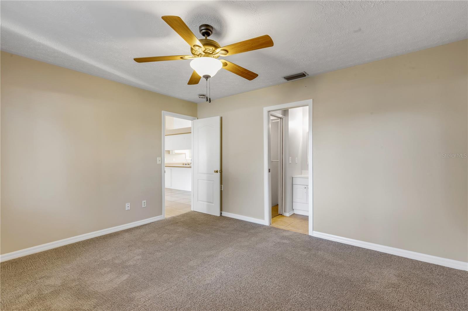 3415 TAMARIND DR, EDGEWATER, FL, 32141