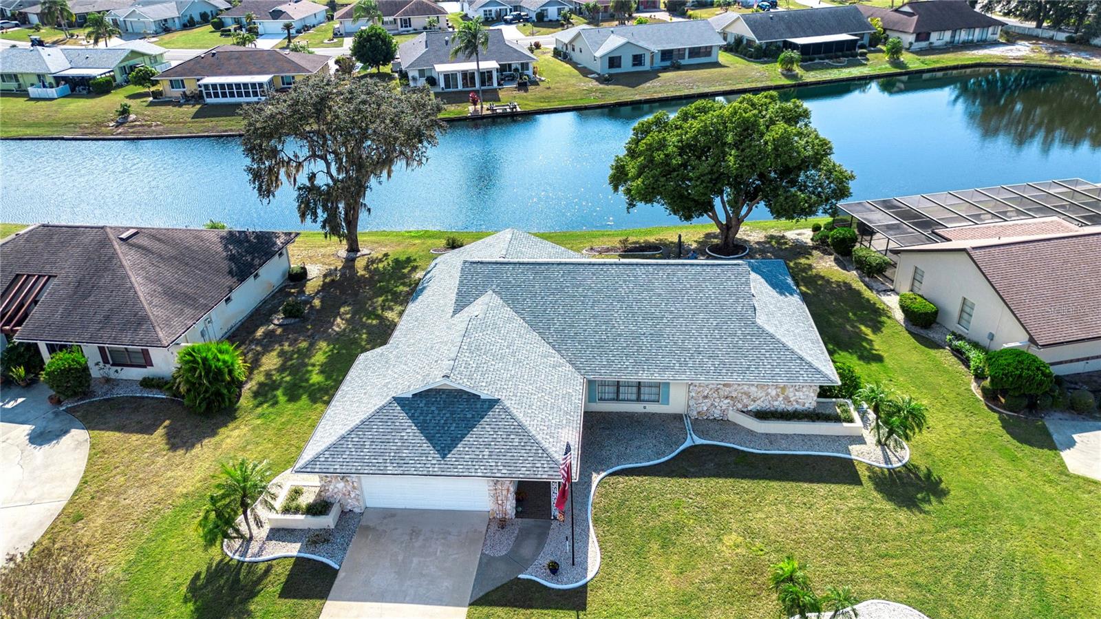 2016 E VIEW DR, SUN CITY CENTER, FL, 33573