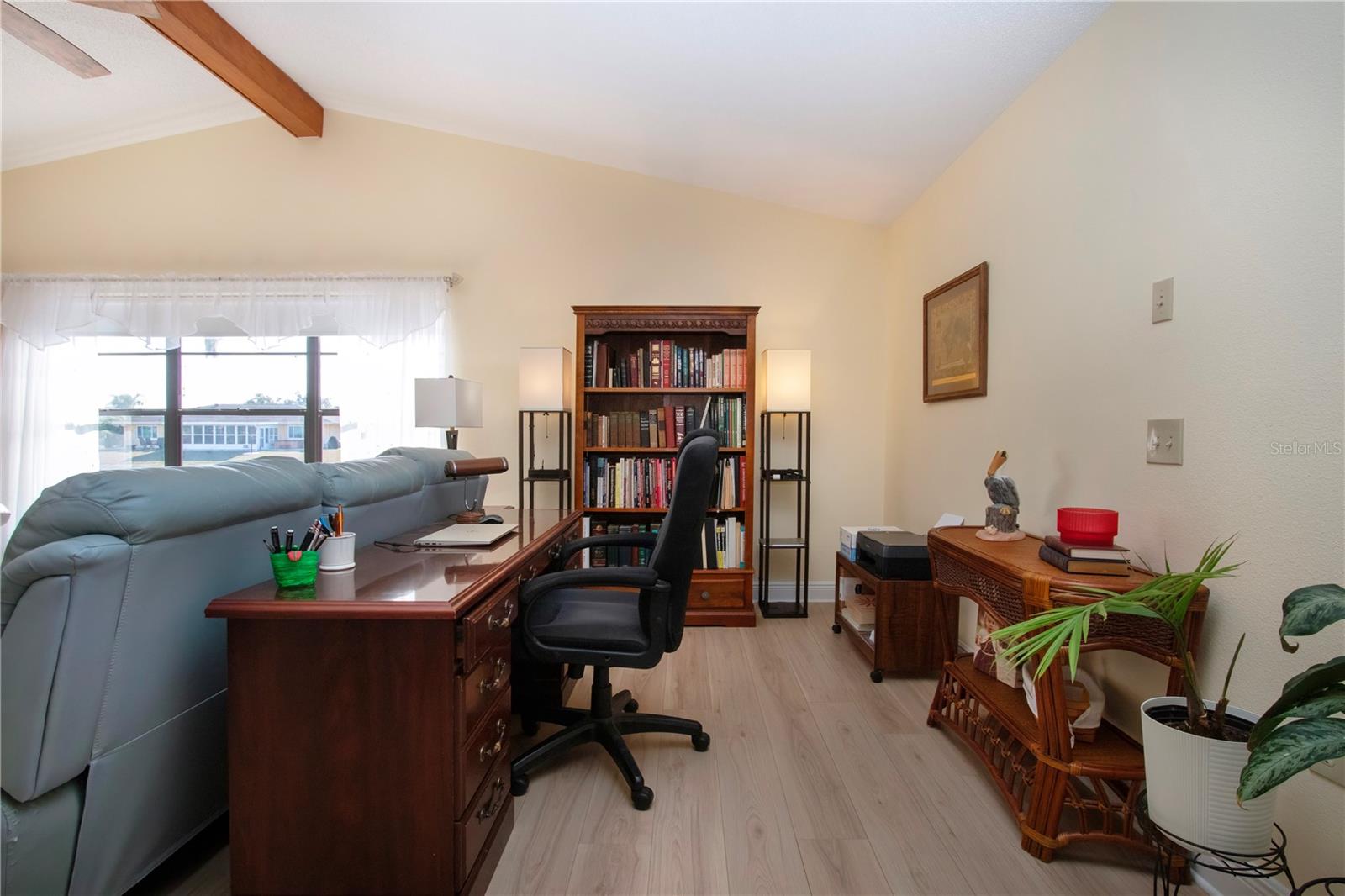 2016 E VIEW DR, SUN CITY CENTER, FL, 33573