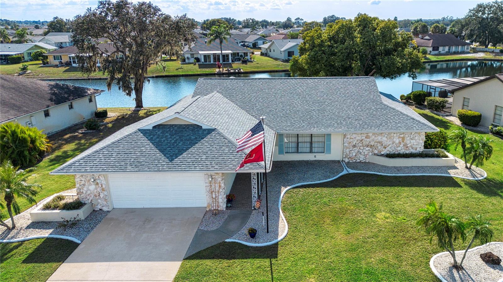 2016 E VIEW DR, SUN CITY CENTER, FL, 33573