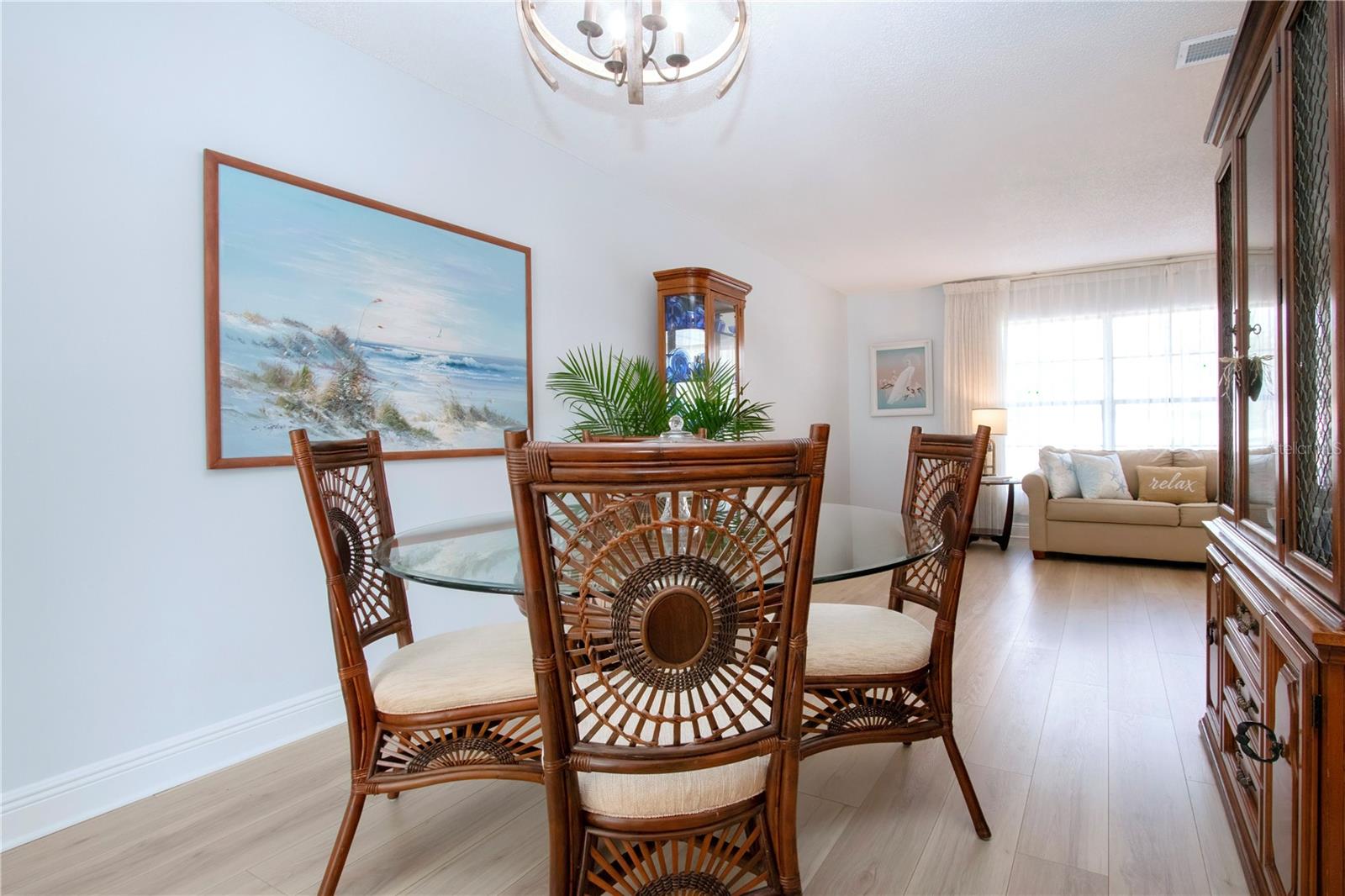 2016 E VIEW DR, SUN CITY CENTER, FL, 33573