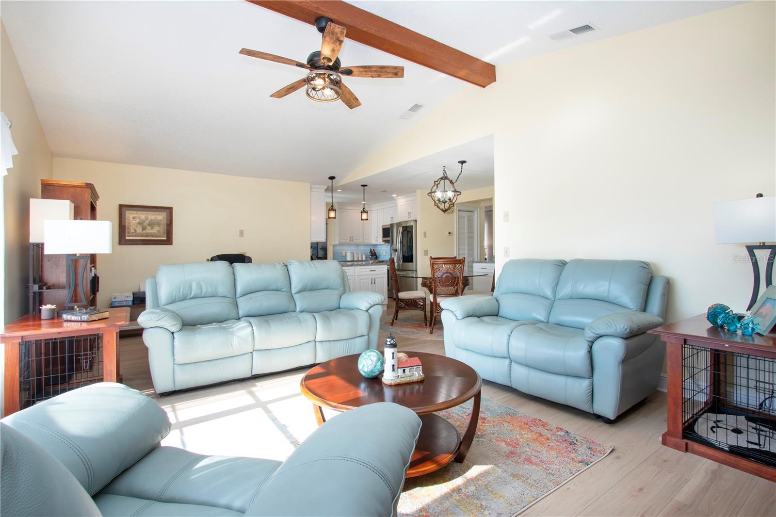 2016 E VIEW DR, SUN CITY CENTER, FL, 33573