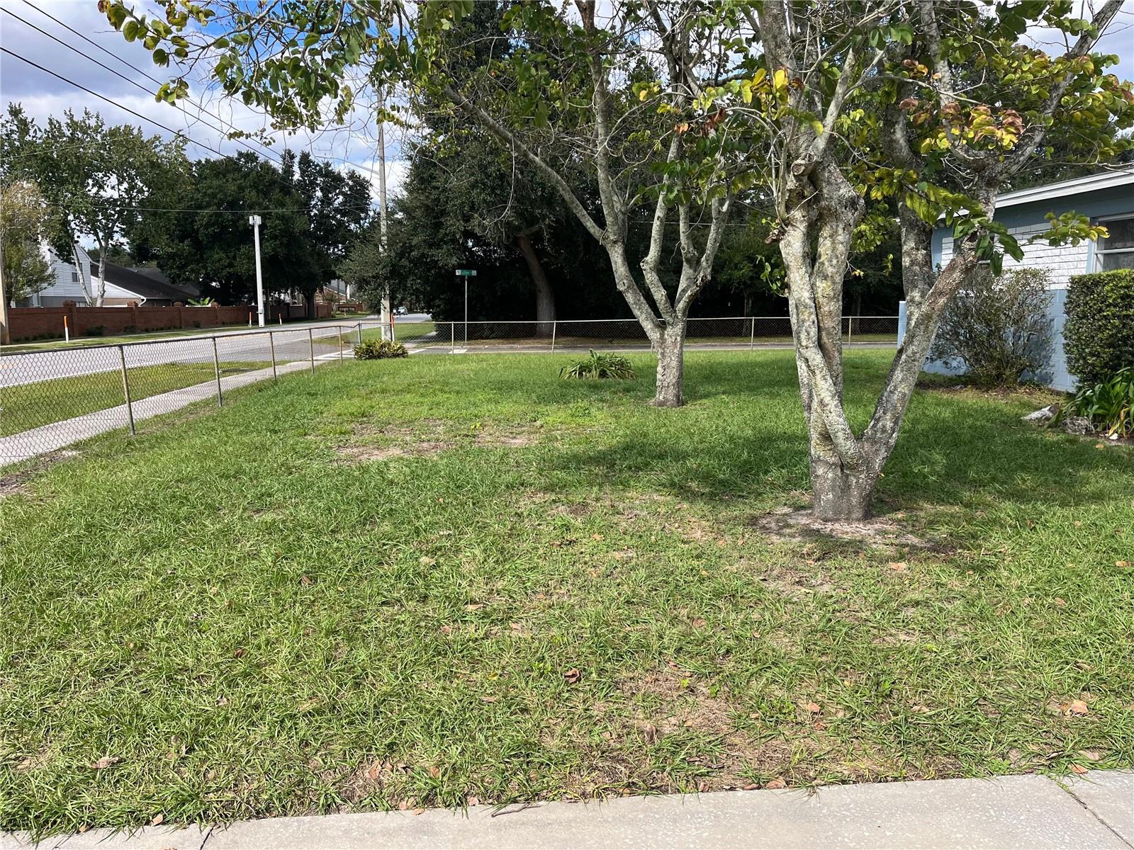 1951 S CRYSTAL LAKE DR, ORLANDO, FL, 32806