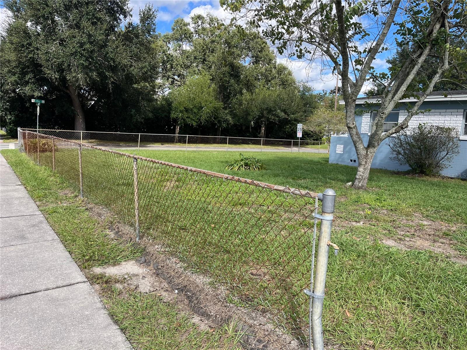 1951 S CRYSTAL LAKE DR, ORLANDO, FL, 32806