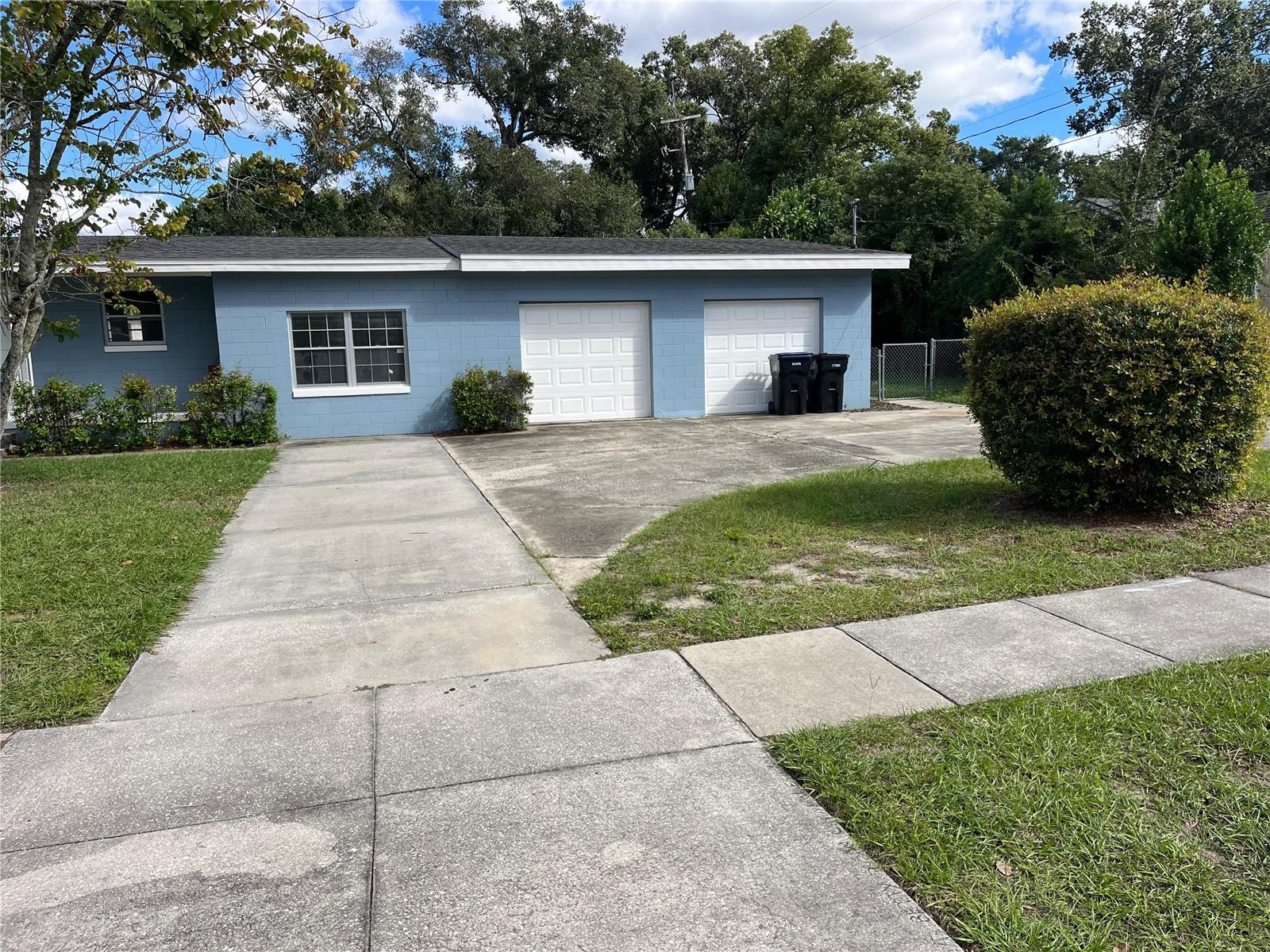 1951 S CRYSTAL LAKE DR, ORLANDO, FL, 32806