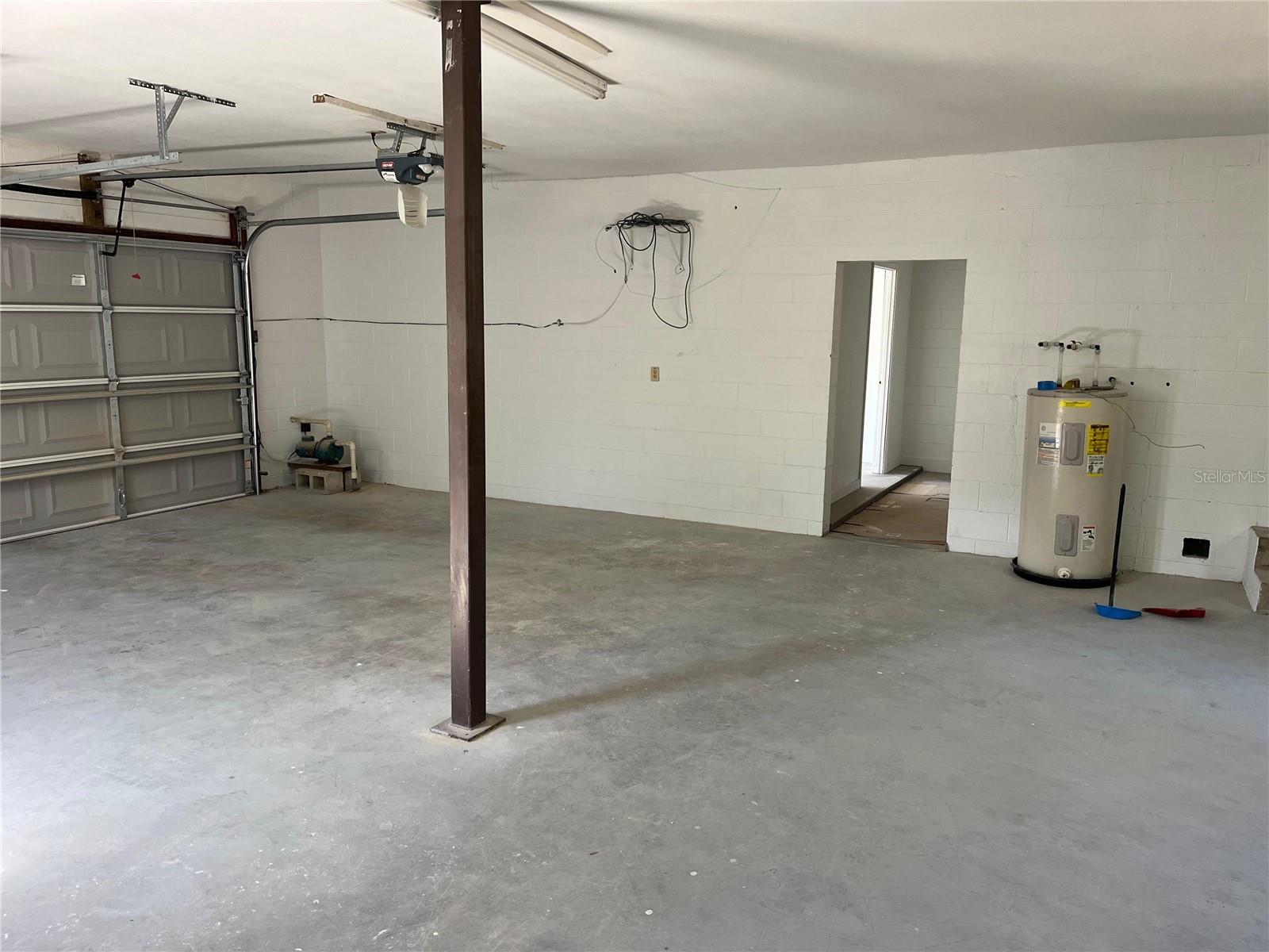 1951 S CRYSTAL LAKE DR, ORLANDO, FL, 32806