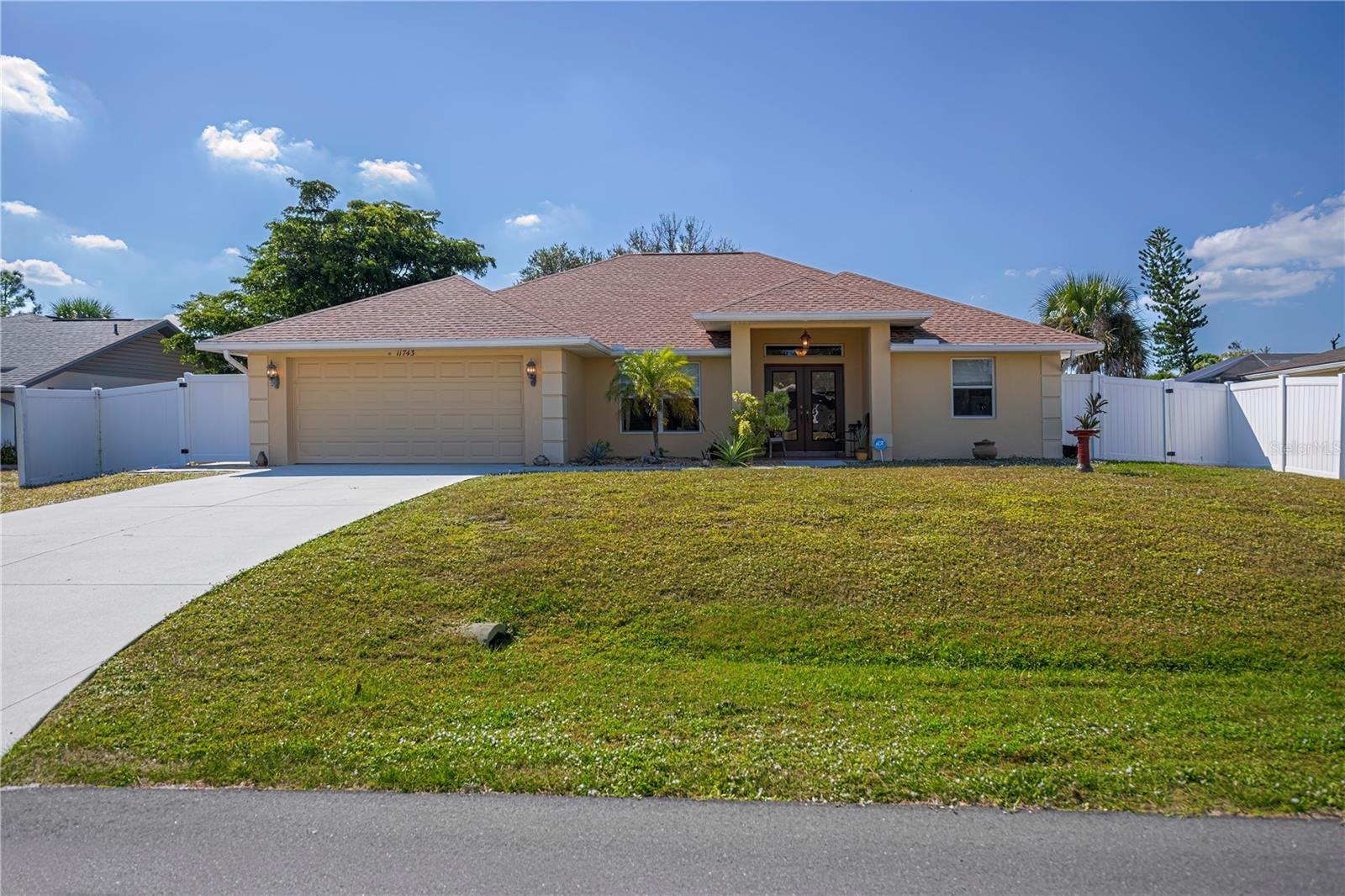 11743 CLAREMONT DR, PORT CHARLOTTE, FL, 33981