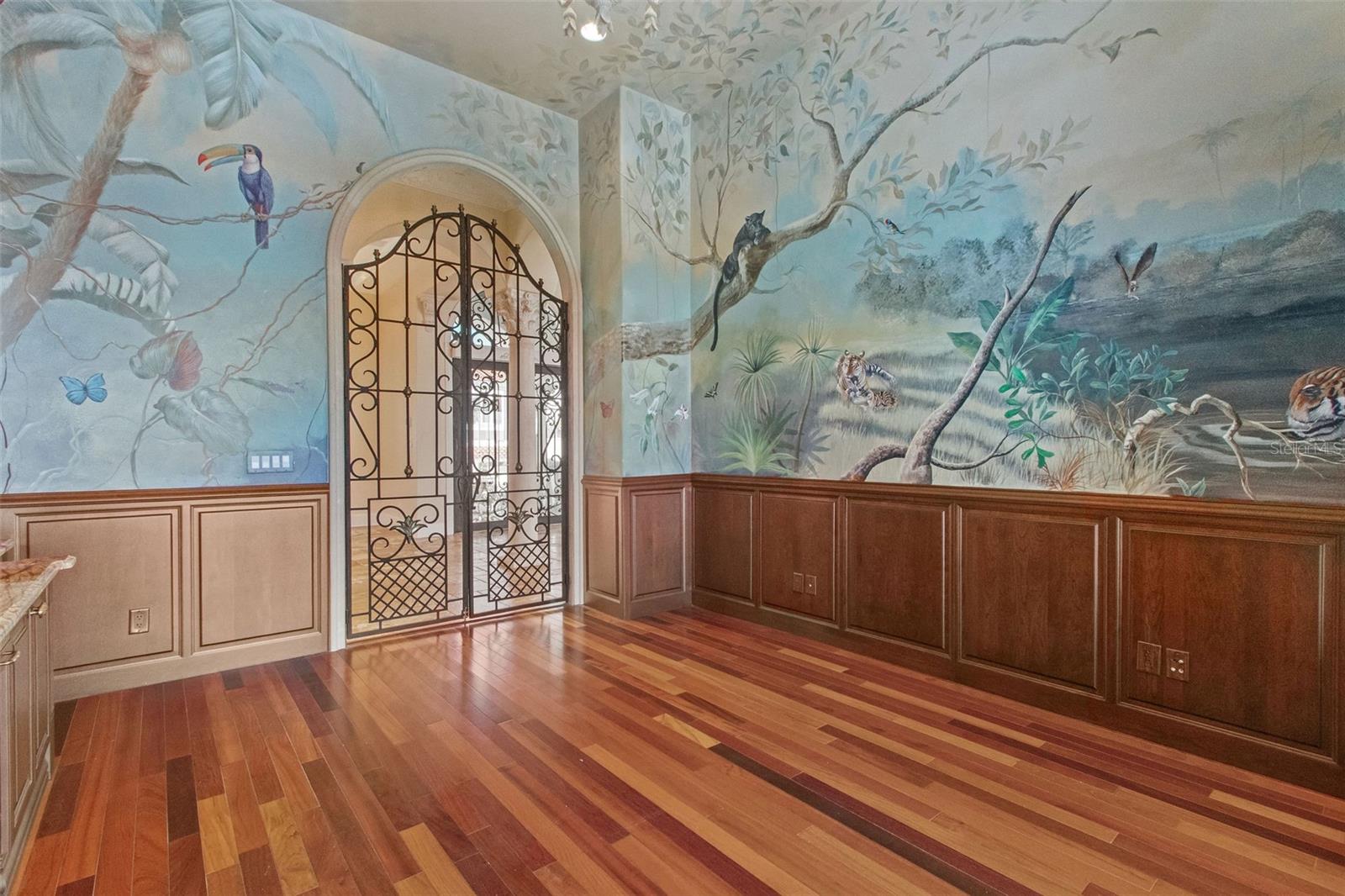 4107 CAUSEWAY VISTA DR, TAMPA, FL, 33615