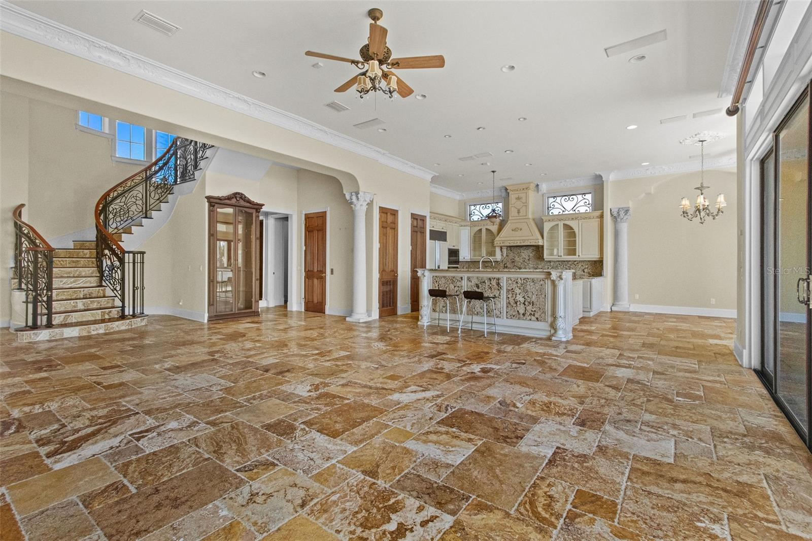 4107 CAUSEWAY VISTA DR, TAMPA, FL, 33615