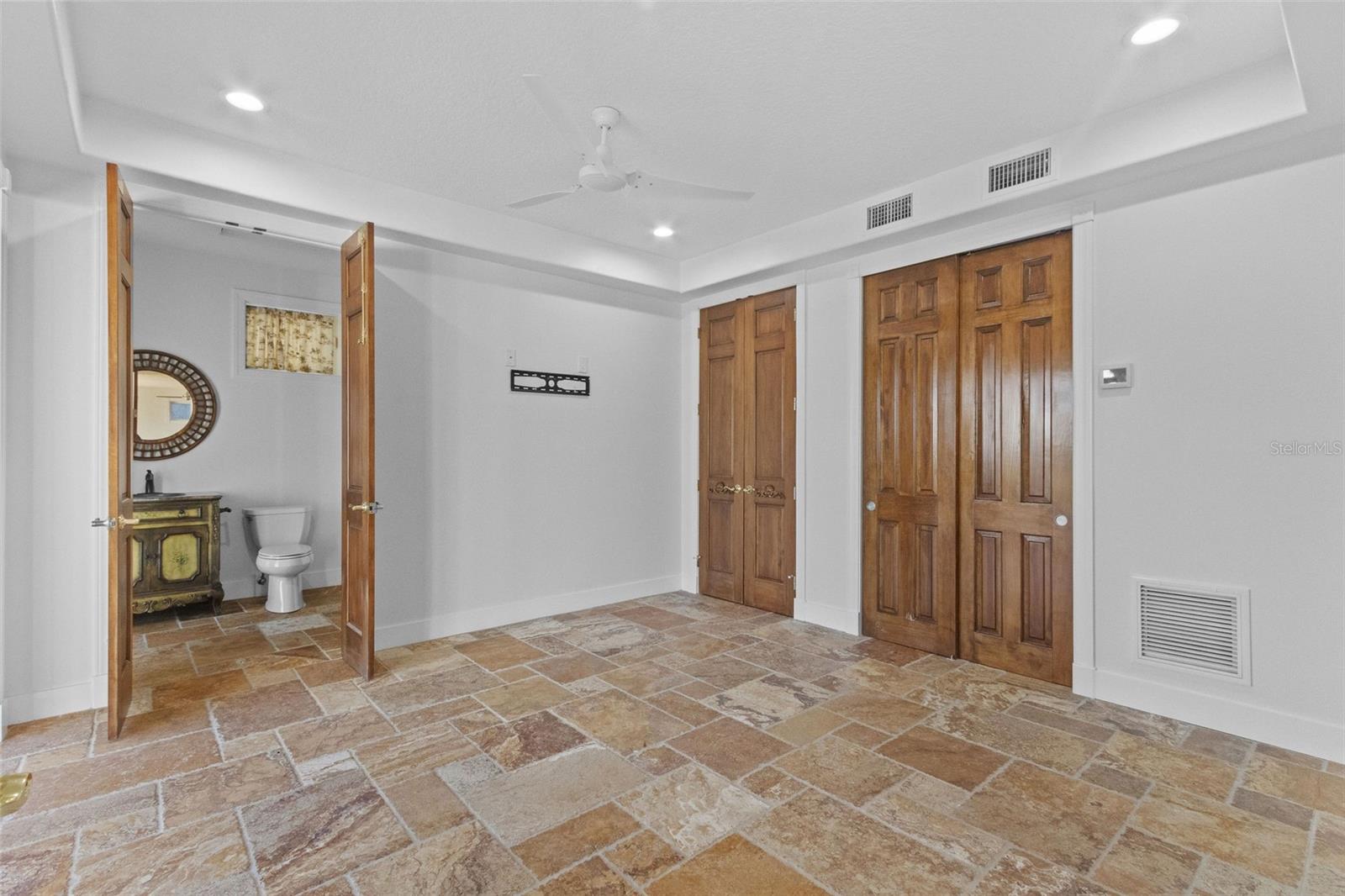 4107 CAUSEWAY VISTA DR, TAMPA, FL, 33615