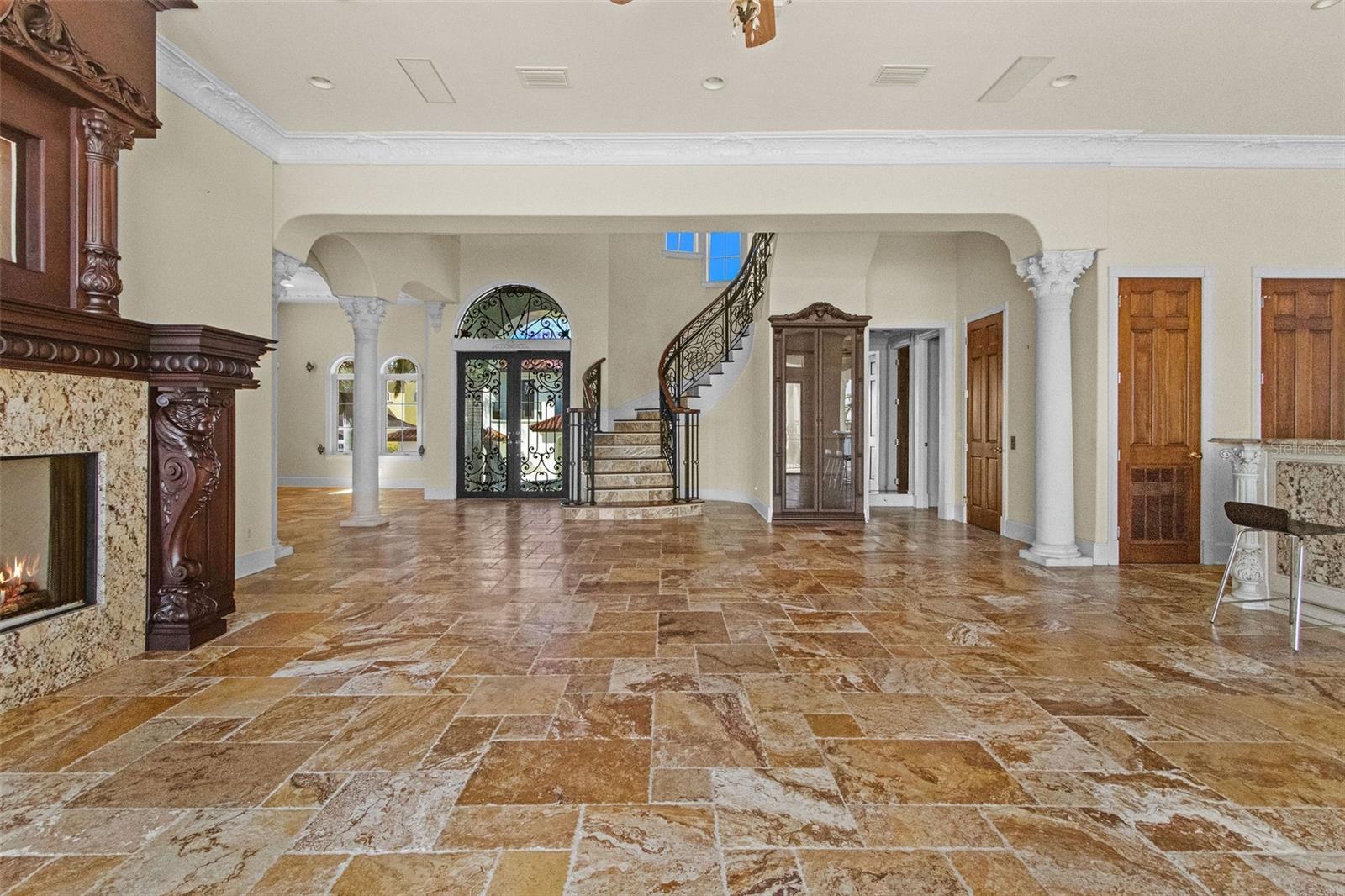 4107 CAUSEWAY VISTA DR, TAMPA, FL, 33615