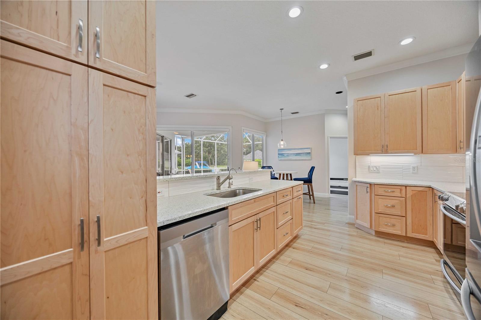 302 AMERICAS CUP BLVD, BRADENTON, FL, 34208