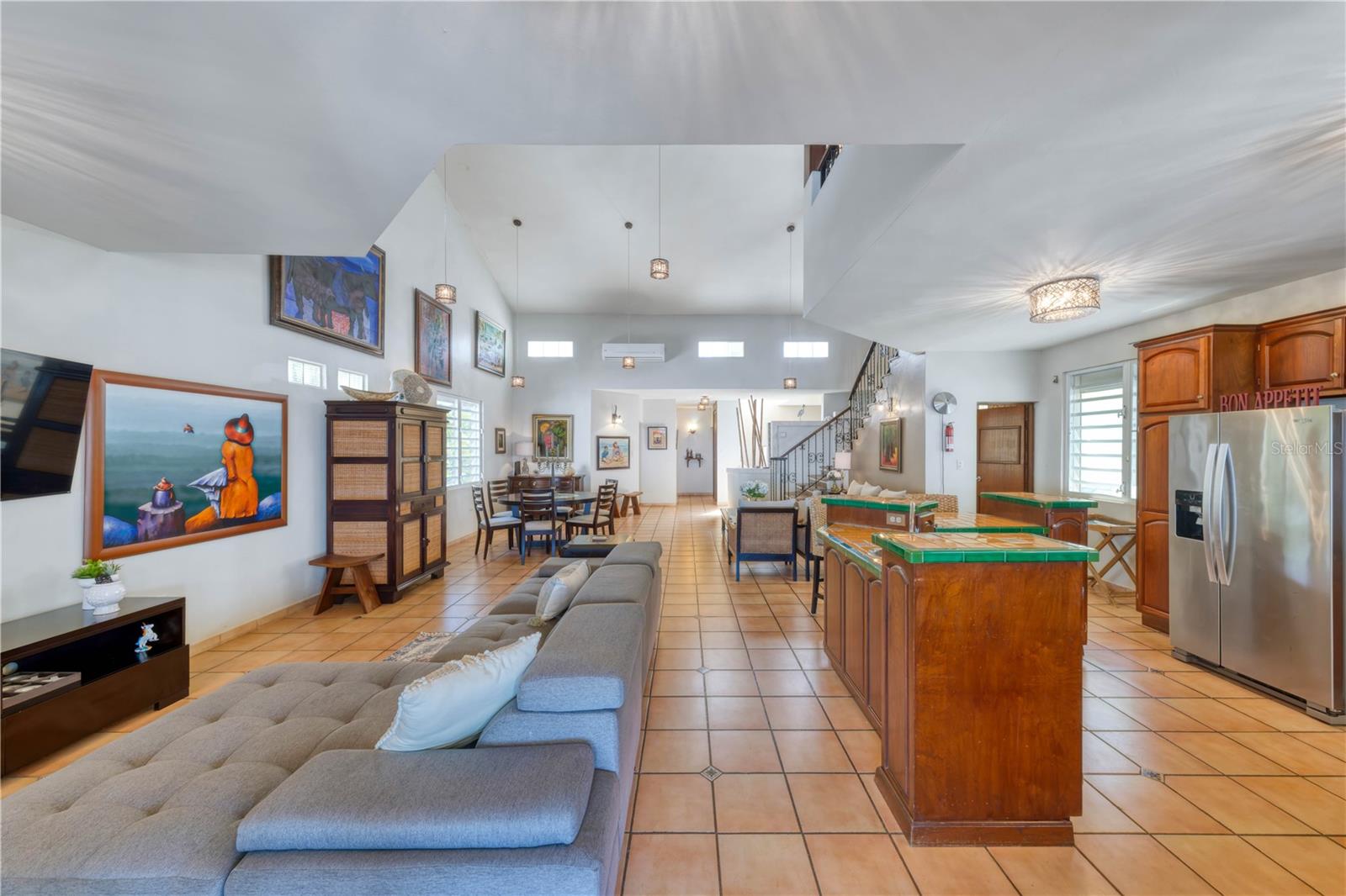 PR9117422 Property Photo