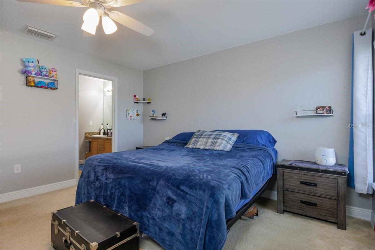 3739 NE 16TH AVE, CAPE CORAL, FL, 33909