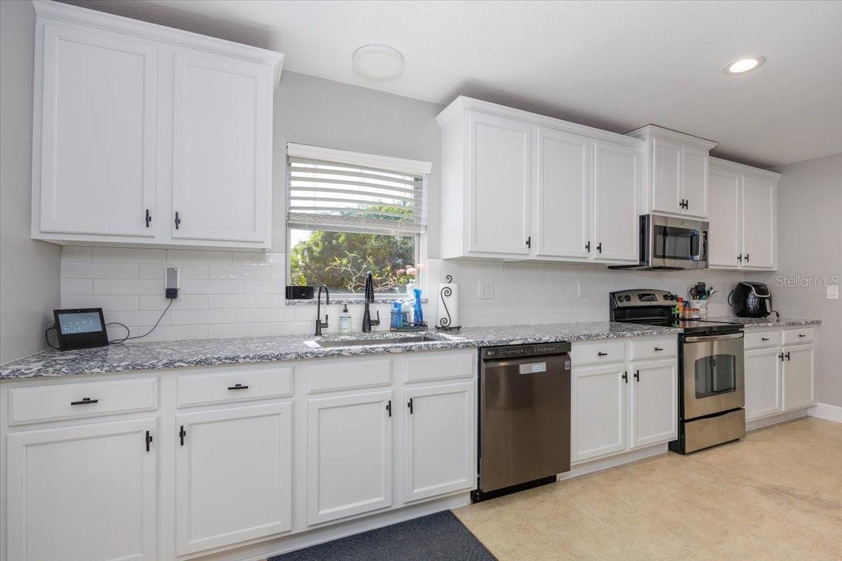 3739 NE 16TH AVE, CAPE CORAL, FL, 33909