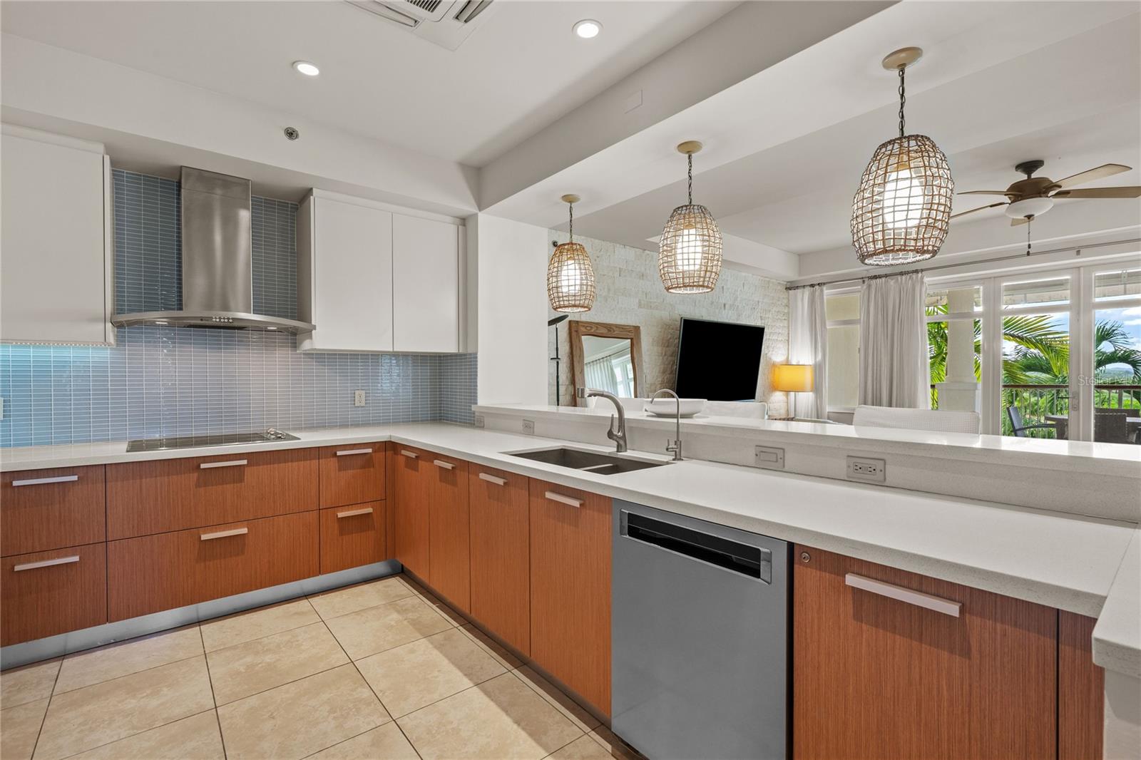 PR9117423 Property Photo