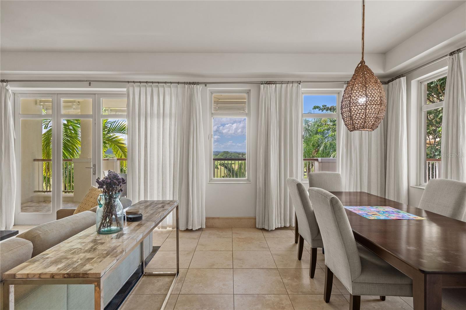 PR9117423 Property Photo