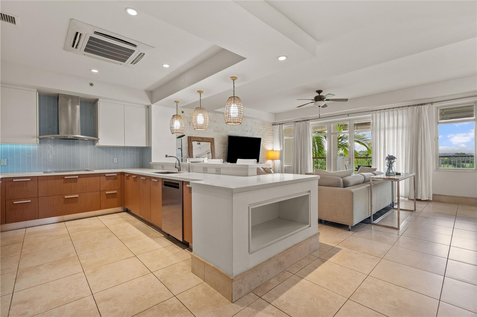 PR9117423 Property Photo