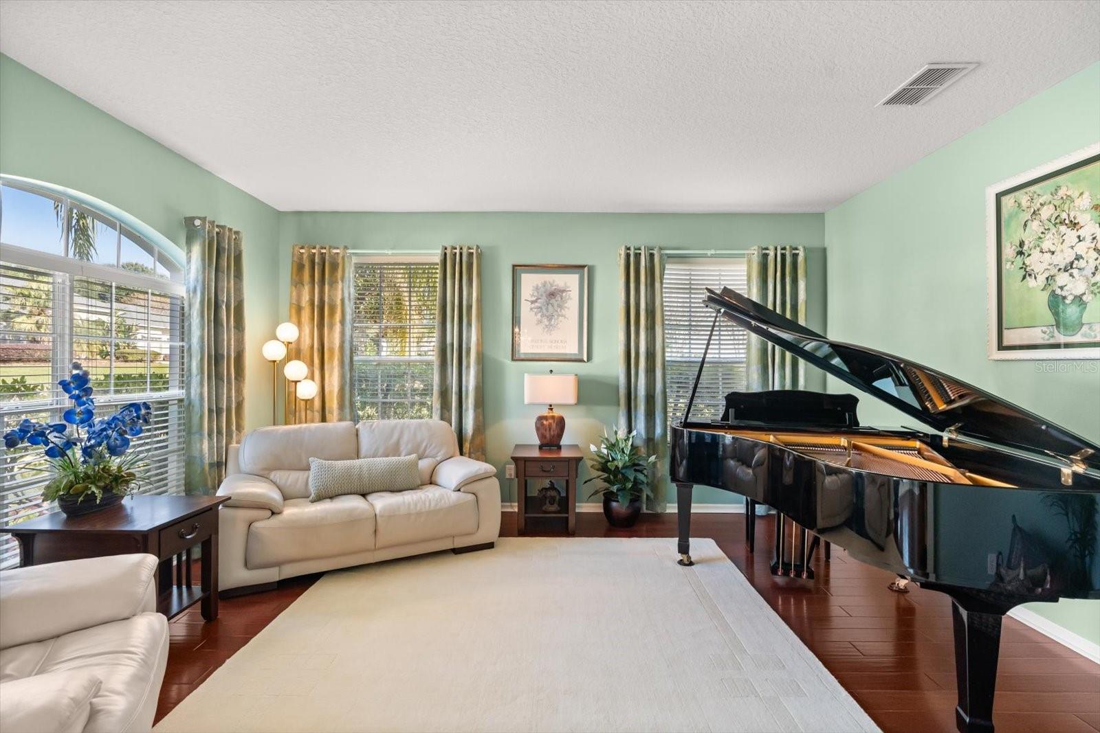 23604 VALDERAMA LN, SORRENTO, FL, 32776