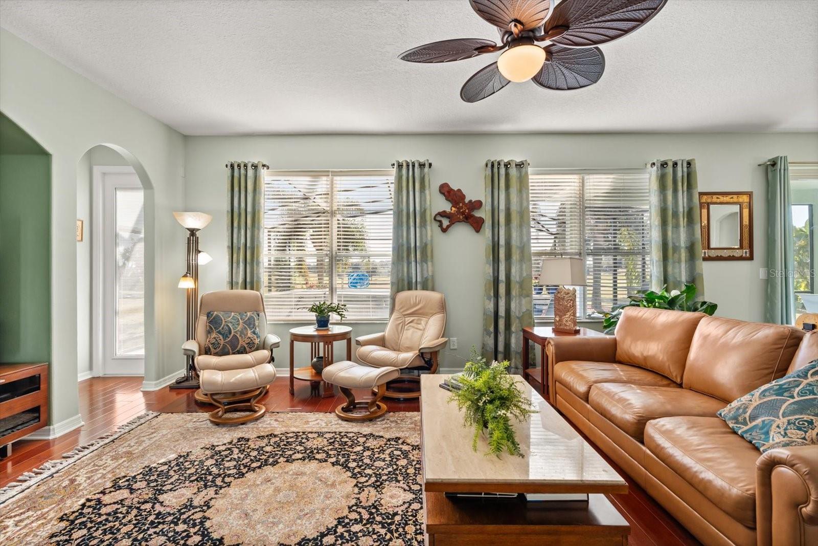 23604 VALDERAMA LN, SORRENTO, FL, 32776