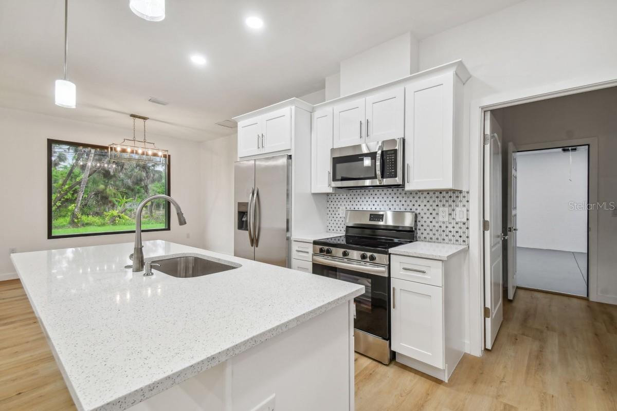 406 BORDER ST, PORT CHARLOTTE, FL, 33953