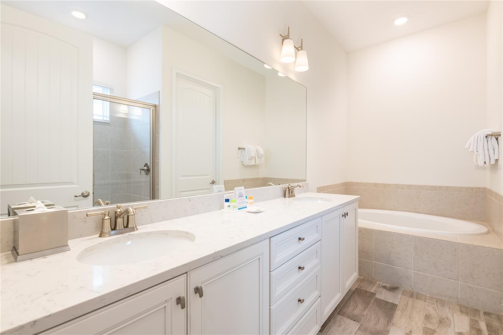 8145 SURF ST, KISSIMMEE, FL, 34747