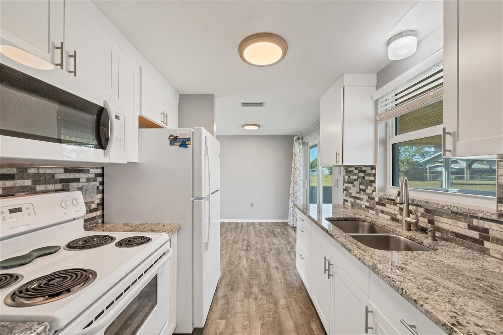 2066 MASSACHUSETTS AVE, ENGLEWOOD, FL, 34224