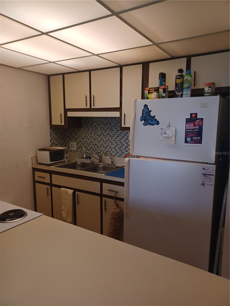 TB8448912 Property Photo