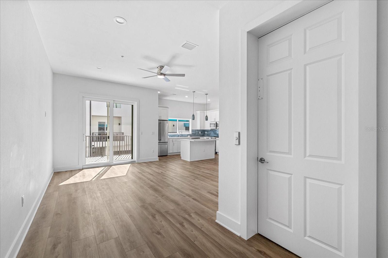 15405 GULF BLVD #B2, ST PETERSBURG, FL, 33708