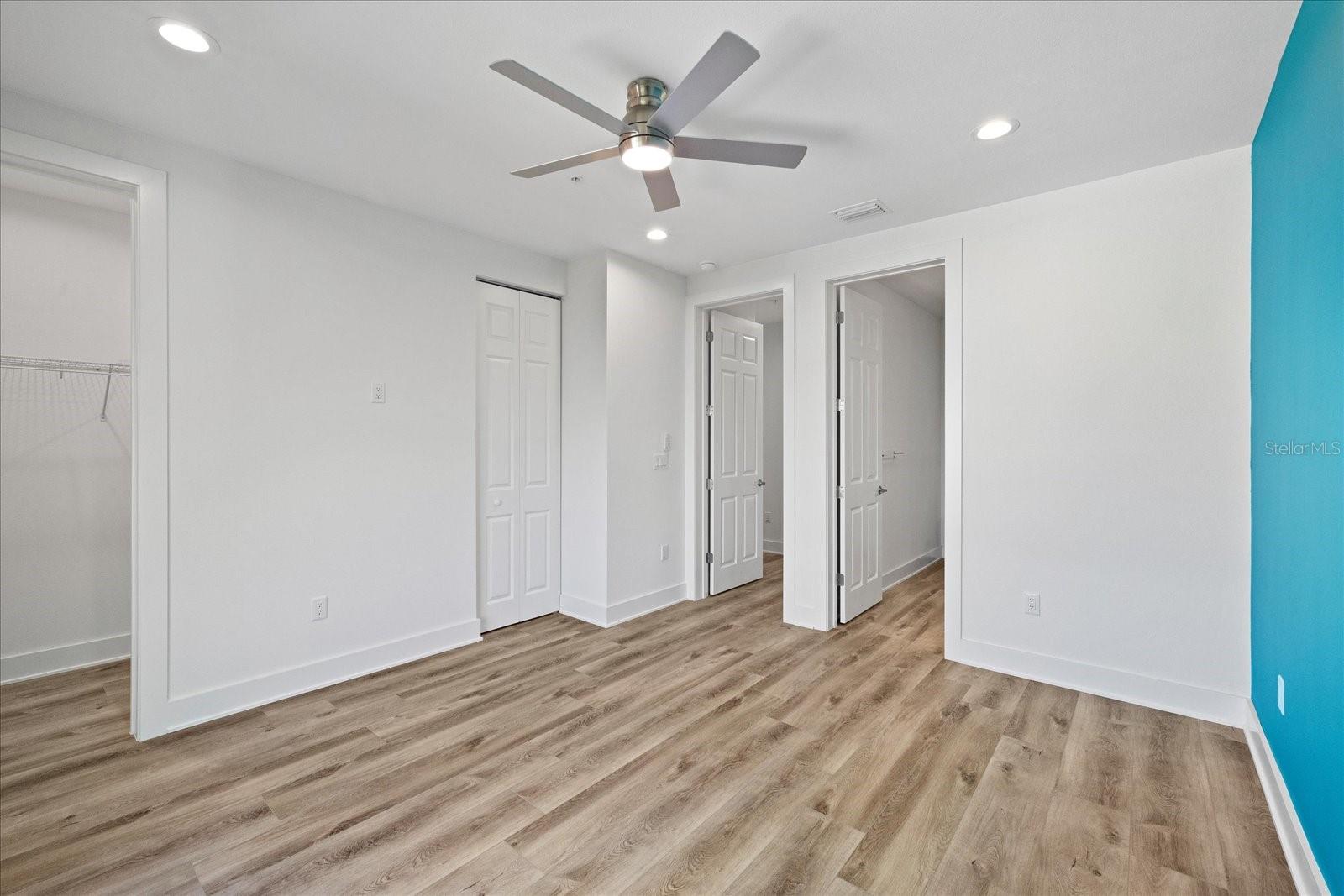 15405 GULF BLVD #B2, ST PETERSBURG, FL, 33708