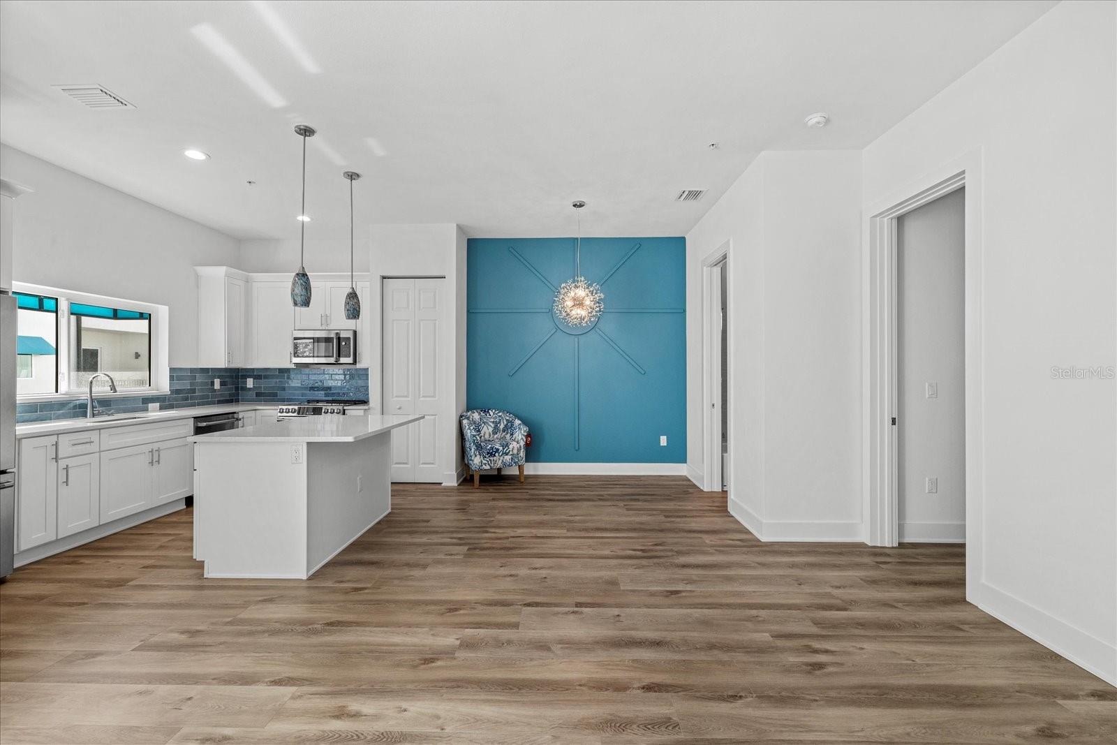 15405 GULF BLVD #B2, ST PETERSBURG, FL, 33708